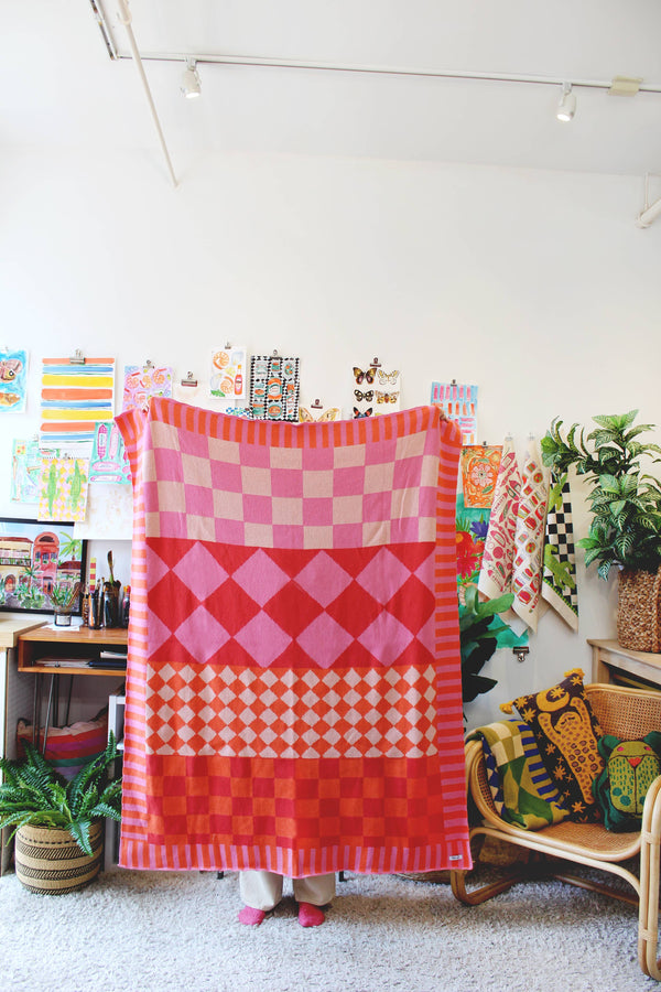 Checkerboard Knit Throw Blanket