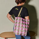 Puffer Tote in Cabbage