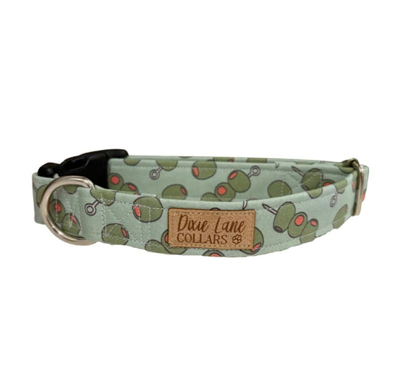 Dog collar with an olive design on a white background 